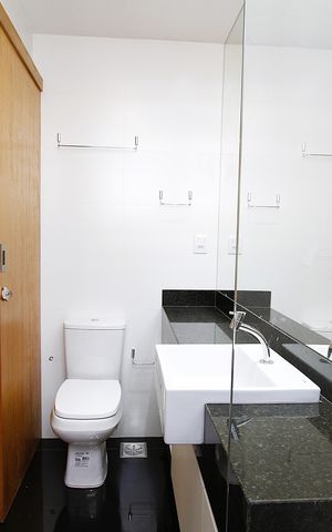 Apartamento à venda com 88m², 3 quartos e 2 vagasBanheiro da Suíte