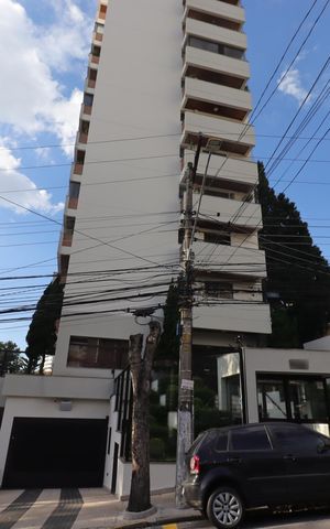 Apartamento à venda com 140m², 3 quartos e 2 vagasFachada