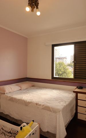 Apartamento à venda com 140m², 3 quartos e 2 vagasQuarto 1