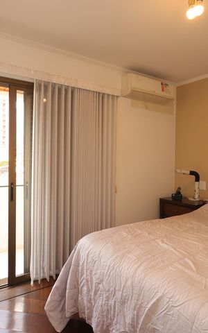 Apartamento à venda com 140m², 3 quartos e 2 vagasSuíte