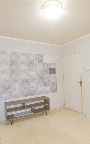Casa de condomínio à venda com 60m², 2 quartos e 2 vagas Casa de condomínio à venda com 60m², 2 quartos e 2 vagasSala