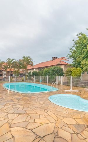 Casa de condomínio à venda com 60m², 2 quartos e 2 vagas Casa de condomínio à venda com 60m², 2 quartos e 2 vagasÁrea comum - Piscina
