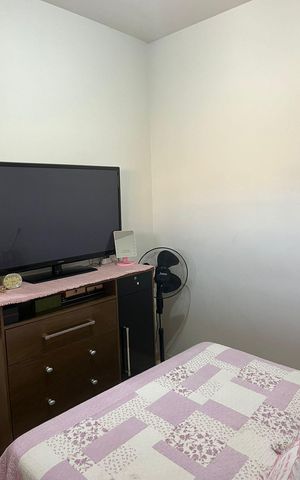 Casa à venda com 186m², 6 quartos e 3 vagas Casa à venda com 186m², 6 quartos e 3 vagasQuarto