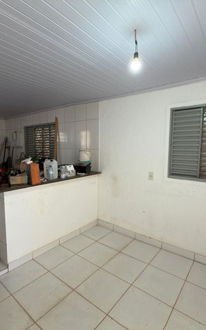 Casa à venda com 400m², 1 quarto e 6 vagas Casa à venda com 400m², 1 quarto e 6 vagasSala e cozinha