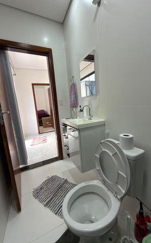 Casa à venda com 400m², 1 quarto e 6 vagas Casa à venda com 400m², 1 quarto e 6 vagasBanheiro 1