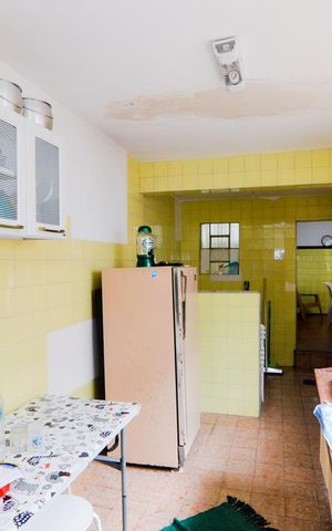 Casa à venda com 168m², 1 quarto e 1 vagaCozinha