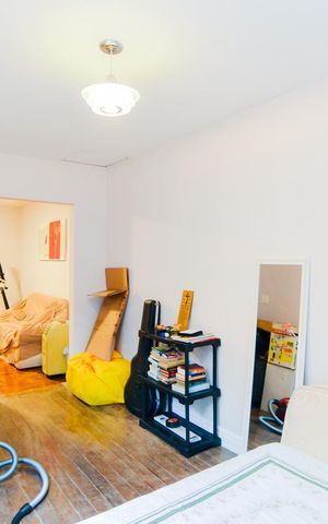 Casa à venda com 168m², 1 quarto e 1 vagaQuarto