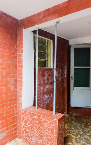 Casa à venda com 168m², 1 quarto e 1 vagaQuintal