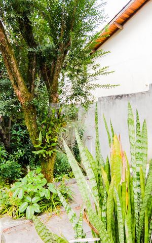 Casa à venda com 168m², 1 quarto e 1 vagaÁrea externa