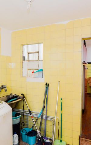 Casa à venda com 168m², 1 quarto e 1 vagaÁrea de Serviço