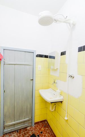 Casa à venda com 168m², 1 quarto e 1 vagaBanheiro