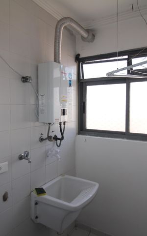 Apartamento para alugar com 65m², 2 quartos e 1 vagaÁrea de Serviço