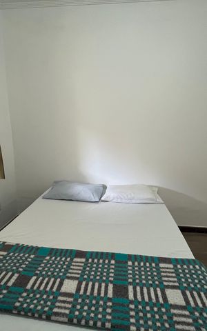 Casa para alugar com 450m², 5 quartos e 8 vagas Casa para alugar com 450m², 5 quartos e 8 vagasQuarto 1