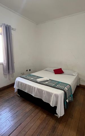 Casa para alugar com 450m², 5 quartos e 8 vagas Casa para alugar com 450m², 5 quartos e 8 vagasQuarto 4