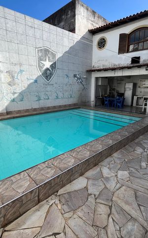 Casa para alugar com 404m², 5 quartos e 4 vagasPiscina