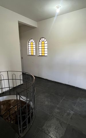 Casa para alugar com 404m², 5 quartos e 4 vagasCorredor