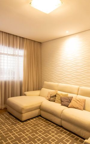Casa à venda com 229m², 3 quartos e 2 vagas Casa à venda com 229m², 3 quartos e 2 vagasSala