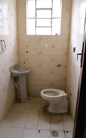 Casa à venda com 265m², 5 quartos e 2 vagasLavabo