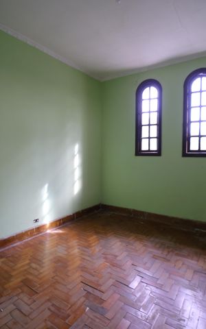 Casa à venda com 265m², 5 quartos e 2 vagasSala de TV