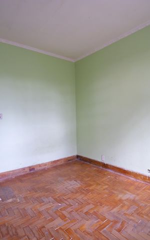 Casa à venda com 265m², 5 quartos e 2 vagasSala de TV