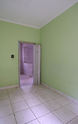 Casa à venda com 265m², 5 quartos e 2 vagasQuarto 2