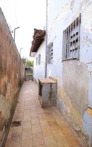 Casa à venda com 265m², 5 quartos e 2 vagasQuintal