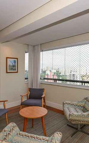 Apartamento à venda com 343m², 4 quartos e 4 vagasVaranda