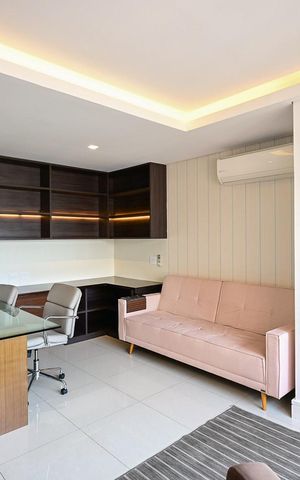 Apartamento à venda com 343m², 4 quartos e 4 vagasEscritório/Quarto da Cobertura
