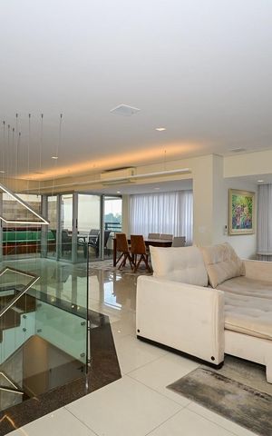 Apartamento à venda com 343m², 4 quartos e 4 vagasSala da Cobertura