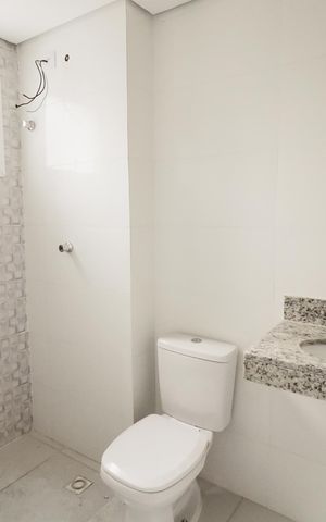 Apartamento à venda com 34m², 2 quartos e sem vaga Apartamento à venda com 34m², 2 quartos e sem vagaBanheiro