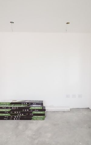 Apartamento à venda com 34m², 2 quartos e sem vaga Apartamento à venda com 34m², 2 quartos e sem vagaSala/Cozinha