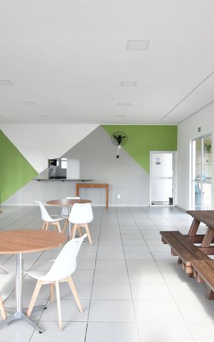 Apartamento para alugar com 43m², 2 quartos e 1 vagaÁrea comum - Salão de festas