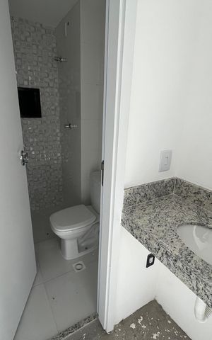 Apartamento à venda com 36m², 2 quartos e sem vaga Apartamento à venda com 36m², 2 quartos e sem vagaBanheiro