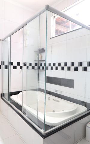 Casa para alugar com 250m², 3 quartos e 5 vagasBanheiro do Quarto 3