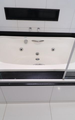 Casa para alugar com 250m², 3 quartos e 5 vagasBanheiro do Quarto 3