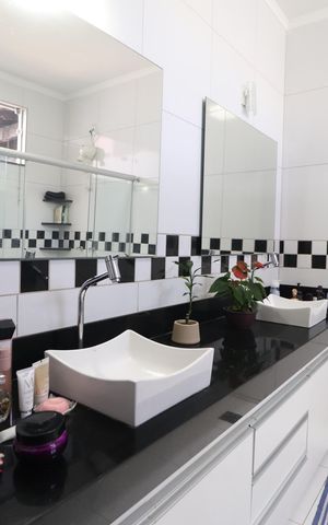 Casa para alugar com 250m², 3 quartos e 5 vagasBanheiro do Quarto 3