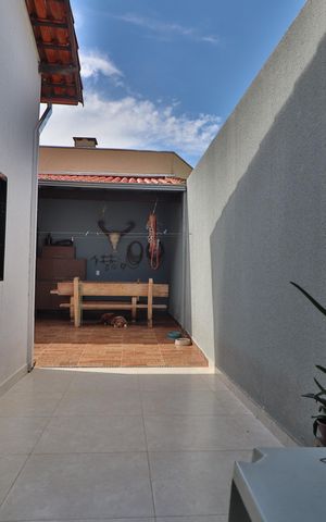 Casa para alugar com 250m², 3 quartos e 5 vagasCorredor