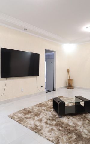 Casa para alugar com 250m², 3 quartos e 5 vagasSala