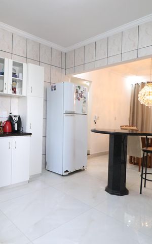 Casa para alugar com 250m², 3 quartos e 5 vagasCozinha