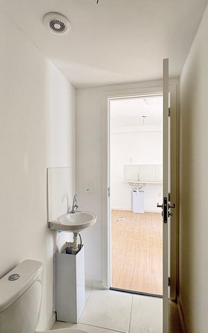 Apartamento à venda com 29m², 2 quartos e sem vaga Apartamento à venda com 29m², 2 quartos e sem vagaBanheiro