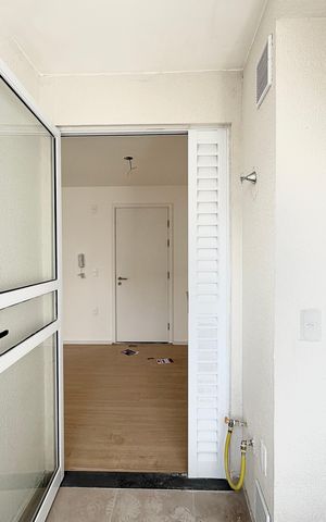 Apartamento à venda com 29m², 2 quartos e sem vaga Apartamento à venda com 29m², 2 quartos e sem vagaVaranda