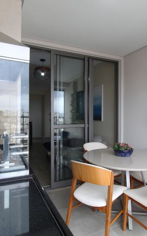 Apartamento à venda com 79m², 2 quartos e 2 vagasVaranda
