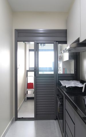 Apartamento à venda com 79m², 2 quartos e 2 vagasCozinha e Área de Serviço