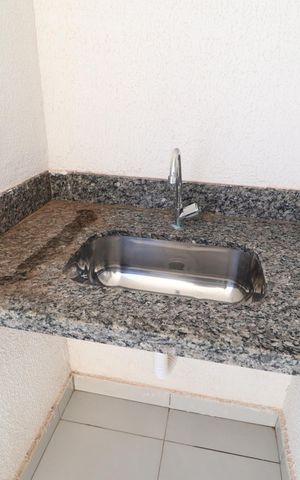 Apartamento para alugar com 65m², 2 quartos e 1 vagaSacada