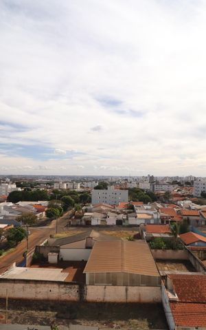 Apartamento para alugar com 65m², 2 quartos e 1 vagaVista
