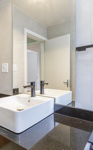 Apartamento à venda com 95m², 4 quartos e sem vaga Apartamento à venda com 95m², 4 quartos e sem vagaBanheiro