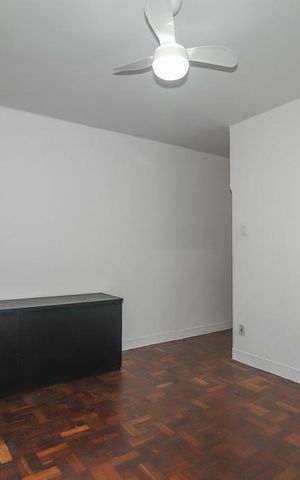 Apartamento para alugar com 129m², 3 quartos e sem vagaSala