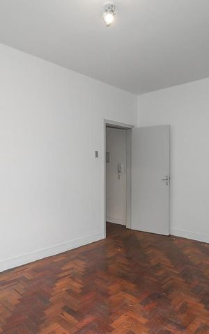 Apartamento para alugar com 129m², 3 quartos e sem vagaQuarto