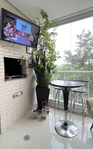 Apartamento à venda com 87m², 2 quartos e 2 vagas Apartamento à venda com 87m², 2 quartos e 2 vagasVaranda