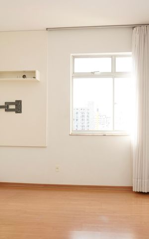 Apartamento à venda com 120m², 4 quartos e 1 vaga Apartamento à venda com 120m², 4 quartos e 1 vagaSuíte